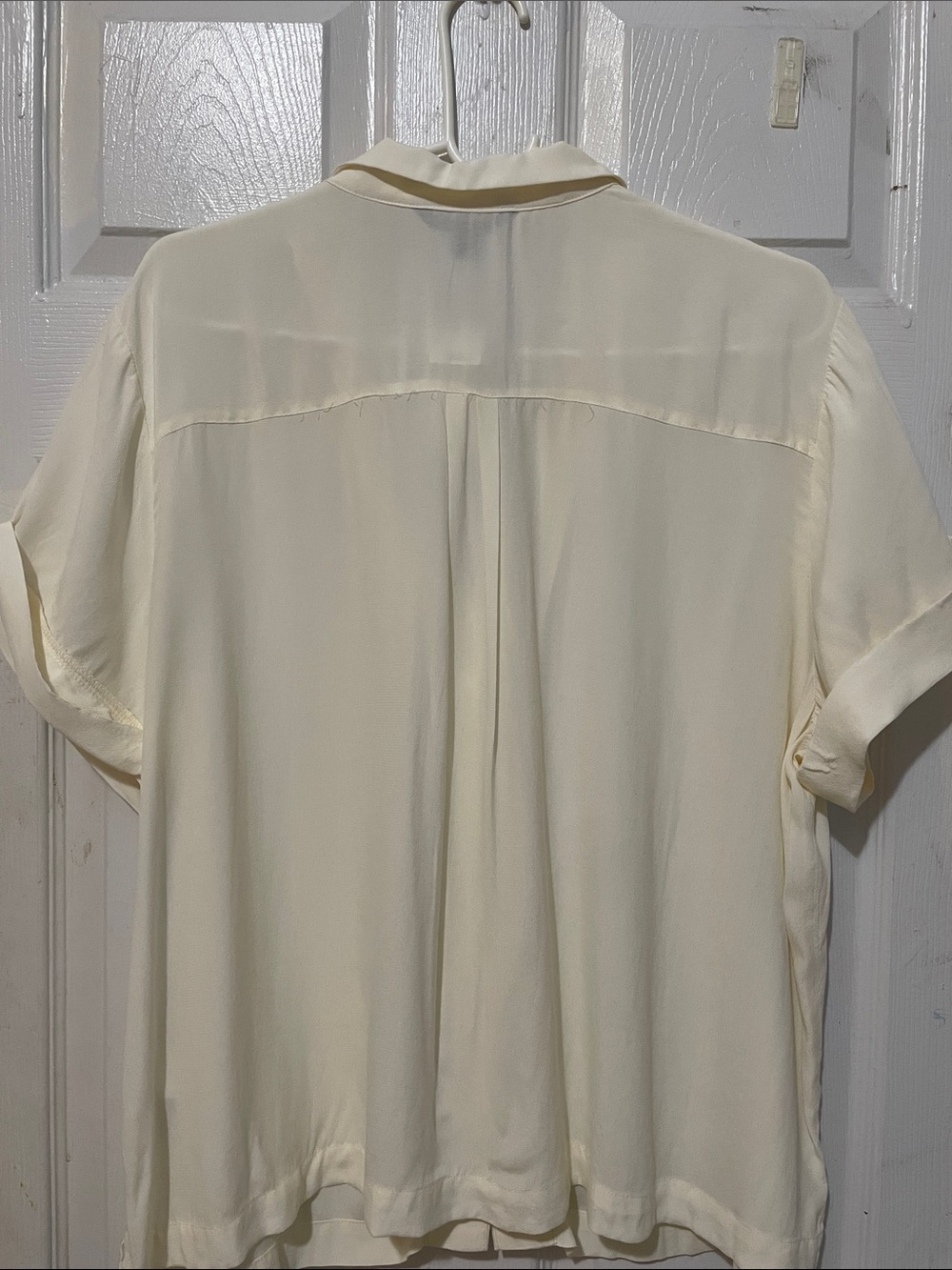Banana Republic Cream Short-Sleeve Button Front Shirt - Picture 3 of 5